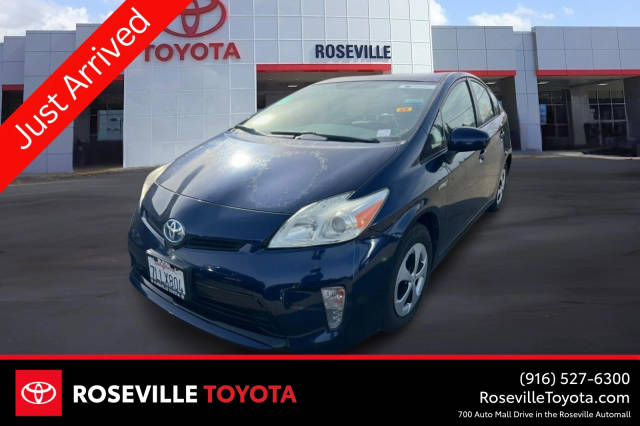 2015 Toyota Prius Three FWD photo