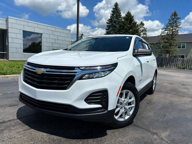 2023 Chevrolet Equinox LS AWD photo