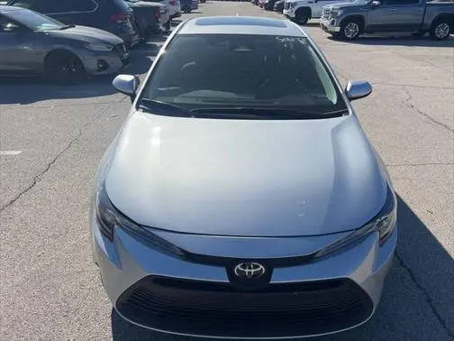 2023 Toyota Corolla LE FWD photo