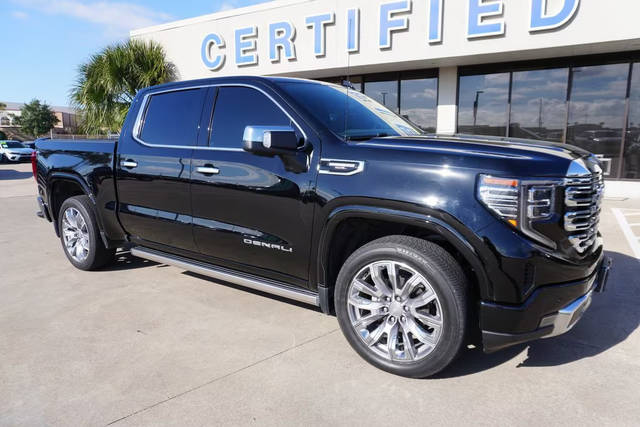 2023 GMC Sierra 1500 Denali 4WD photo