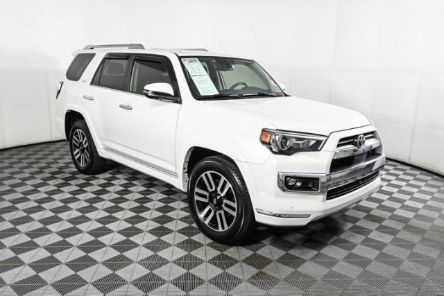 2023 Toyota 4Runner Limited RWD photo