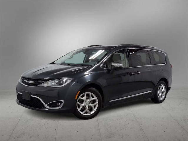 2020 Chrysler Pacifica Minivan Limited FWD photo