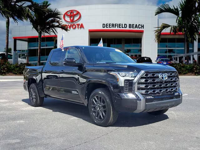 2023 Toyota Tundra Platinum Hybrid 4WD photo