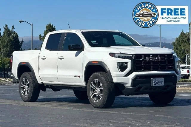 2023 GMC Canyon 4WD AT4 4WD photo