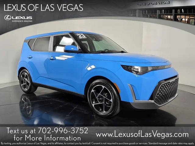 2023 Kia Soul EX FWD photo