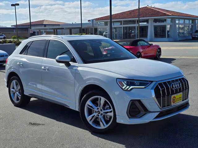 2023 Audi Q3 S line Premium Plus AWD photo