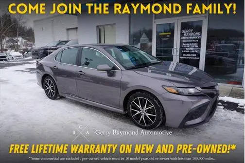 2023 Toyota Camry SE FWD photo