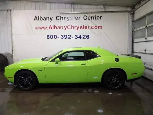2023 Dodge Challenger R/T RWD photo