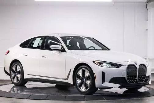 2023 BMW i4 eDrive35 RWD photo