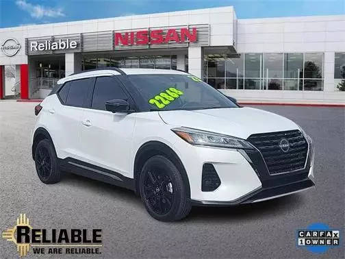 2023 Nissan Kicks SR FWD photo