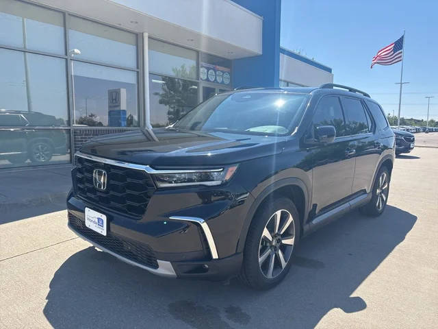 2023 Honda Pilot Elite AWD photo
