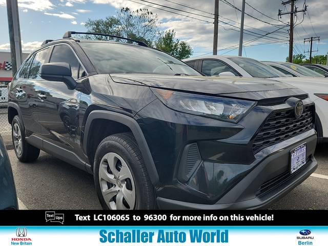 2020 Toyota RAV4 LE AWD photo