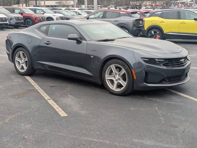 2021 Chevrolet Camaro 1LT RWD photo