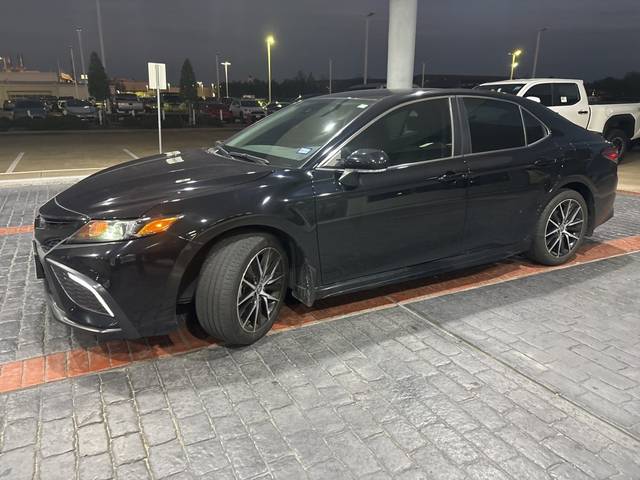 2023 Toyota Camry SE FWD photo