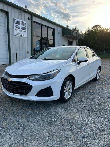 2019 Chevrolet Cruze LT FWD photo