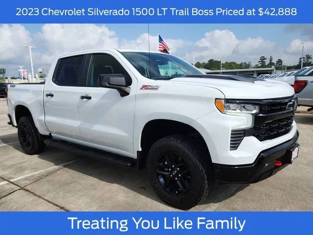 2023 Chevrolet Silverado 1500 LT Trail Boss 4WD photo