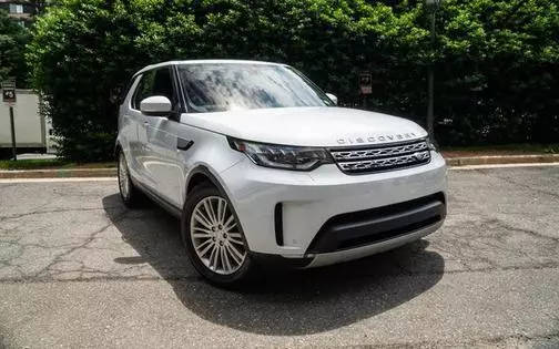 2017 Land Rover Discovery HSE Luxury 4WD photo