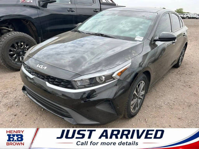 2023 Kia Forte LXS FWD photo