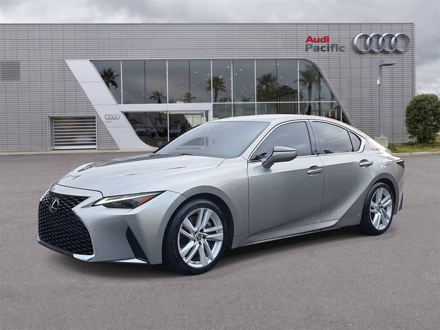 2021 Lexus IS IS 300 RWD photo