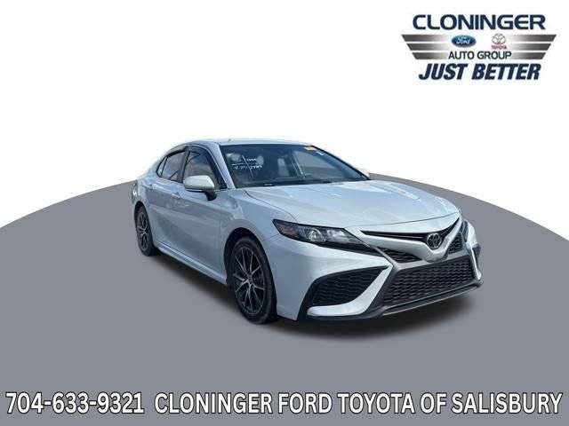 2023 Toyota Camry SE FWD photo