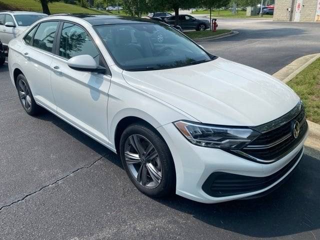 2023 Volkswagen Jetta SE FWD photo