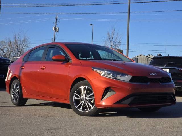 2023 Kia Forte LXS FWD photo