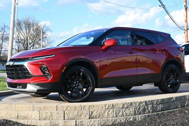 2023 Chevrolet Blazer LT FWD photo