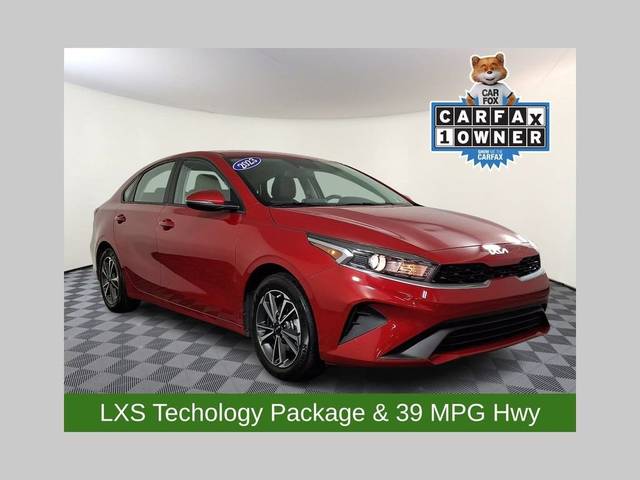 2023 Kia Forte LXS FWD photo