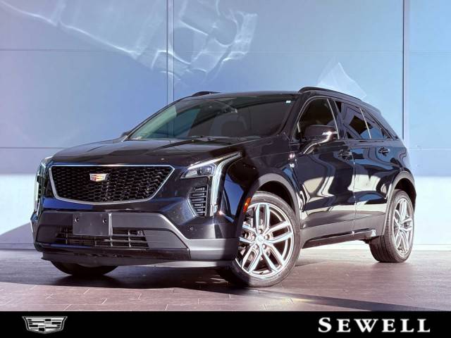 2023 Cadillac XT4 FWD Sport FWD photo