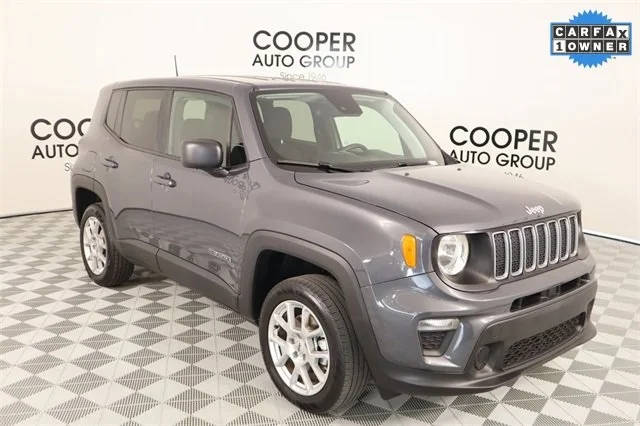 2023 Jeep Renegade Latitude 4WD photo