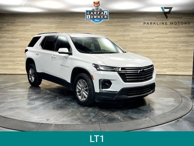 2023 Chevrolet Traverse LT Cloth FWD photo