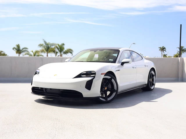 2023 Porsche Taycan GTS AWD photo