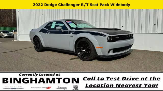 2022 Dodge Challenger R/T Scat Pack Widebody RWD photo