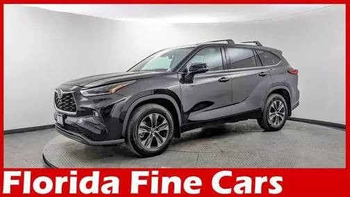 2021 Toyota Highlander XLE AWD photo