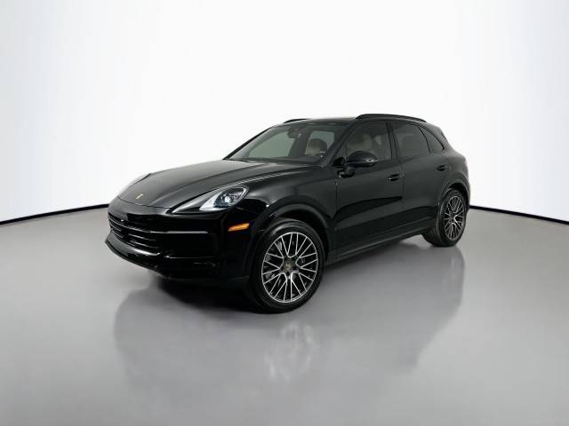 2023 Porsche Cayenne  AWD photo