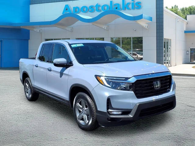 2023 Honda Ridgeline RTL-E AWD photo