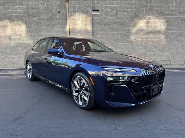 2023 BMW 7 Series 760i xDrive AWD photo