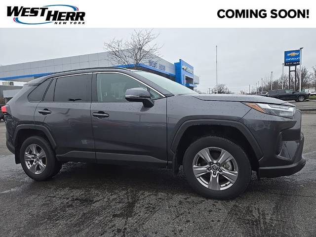 2023 Toyota RAV4 XLE AWD photo
