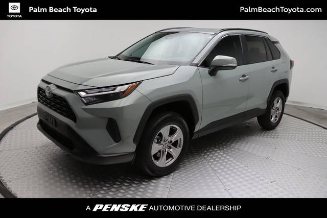 2023 Toyota RAV4 XLE FWD photo