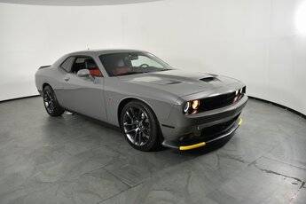 2023 Dodge Challenger R/T Scat Pack RWD photo