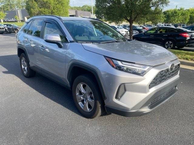 2023 Toyota RAV4 XLE AWD photo