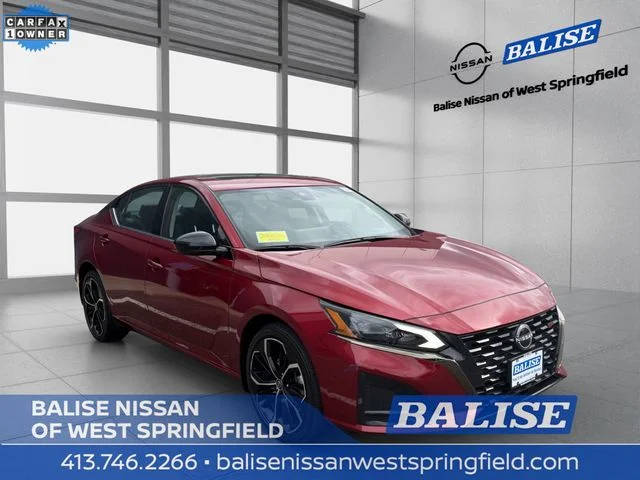 2023 Nissan Altima 2.5 SR AWD photo