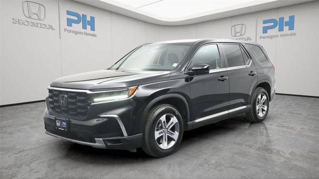 2023 Honda Pilot EX-L 7 Passenger AWD photo