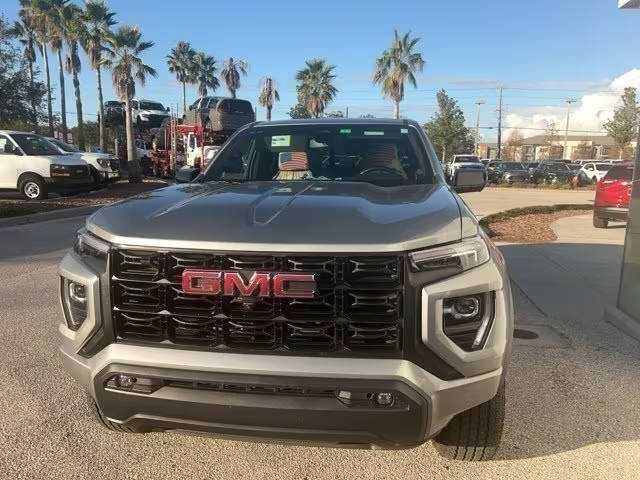 2023 GMC Canyon 4WD Elevation 4WD photo