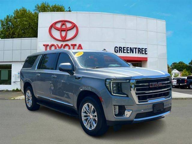 2023 GMC Yukon XL SLT 4WD photo