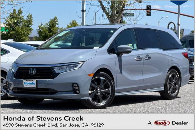 2023 Honda Odyssey Elite FWD photo