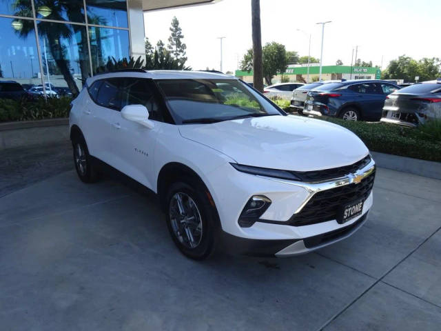 2023 Chevrolet Blazer LT FWD photo