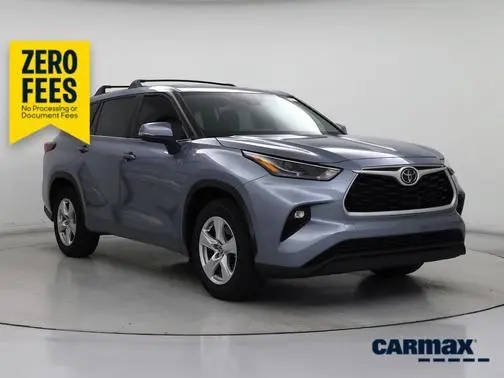2023 Toyota Highlander LE FWD photo