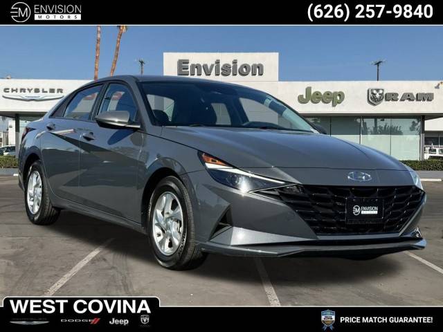 2023 Hyundai Elantra SE FWD photo