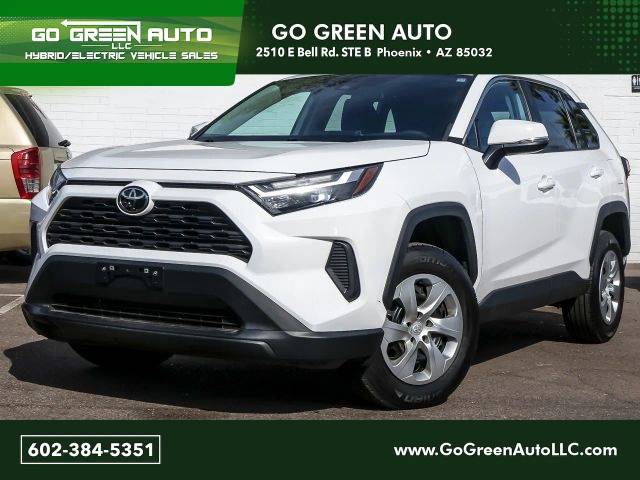 2023 Toyota RAV4 LE FWD photo